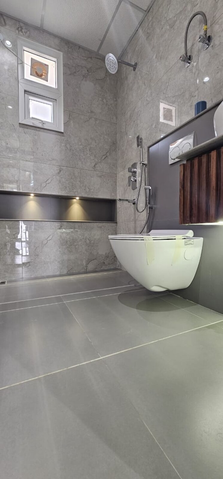 Bathroom, panchkula urban estate 3 Bedroom 1800 Sq.Ft. Apartment In Panchkula Urban Estate Panchkula 9529331