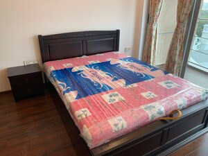 Bedroom in 3 BHK Apartment at Amanora Gateway Towers, Hadapsar – for Rent