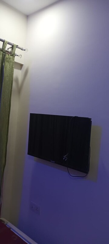 Furnished Amenities in 3 BHK Apartment at Amanora Gateway Towers, Hadapsar – for Rent