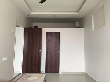 Room in 2 BHK Apartment at Chedda Nagar – for Rent