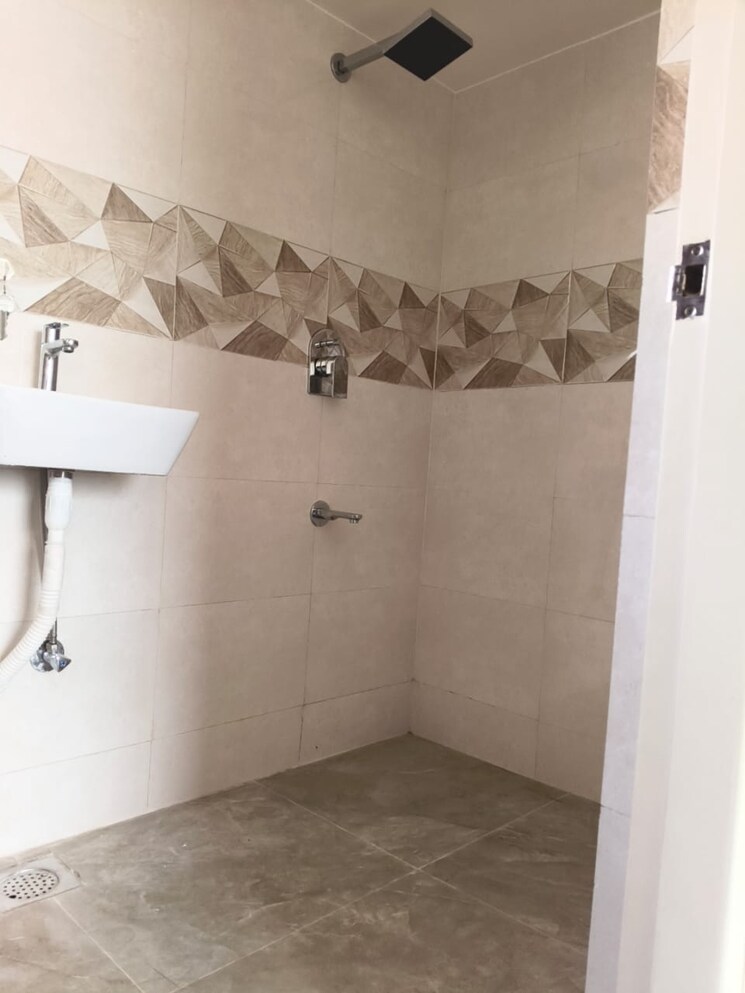 Bathroom, chedda nagar 2 Bedroom 900 Sq.Ft. Apartment In Chedda Nagar Mumbai 9529368