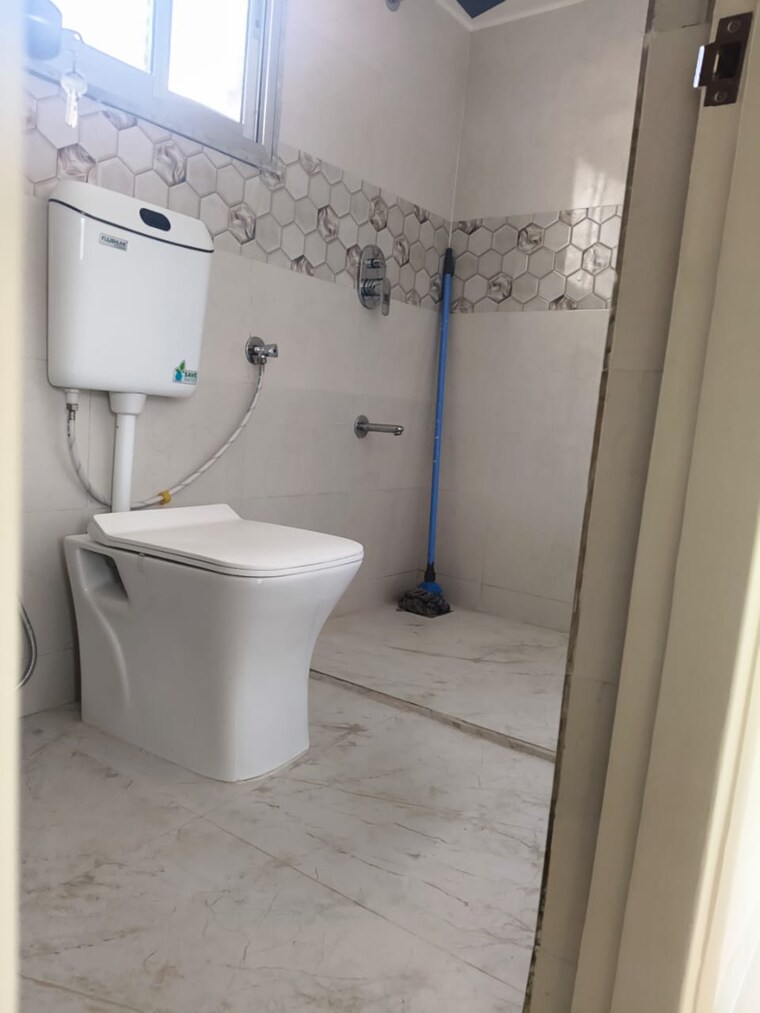 Bathroom, chedda nagar 2 Bedroom 900 Sq.Ft. Apartment In Chedda Nagar Mumbai 9529368