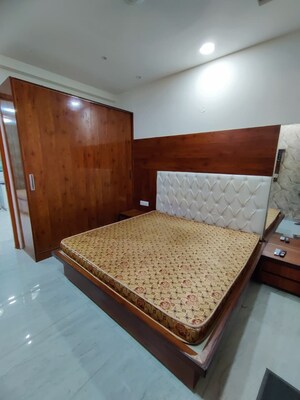 Bedroom in 1 BHK Apartment at Vip Road – for Rent