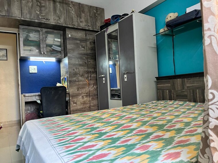 Bedroom, hiranandani-estate-rodas-enclave 3 Bedroom 990 Sq.Ft. Apartment In Ghodbunder Road Thane 9529398