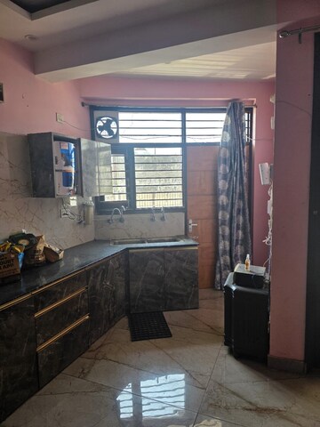 Attached Bathroom in 1 BHK Apartment at Patiala Road – for Rent
