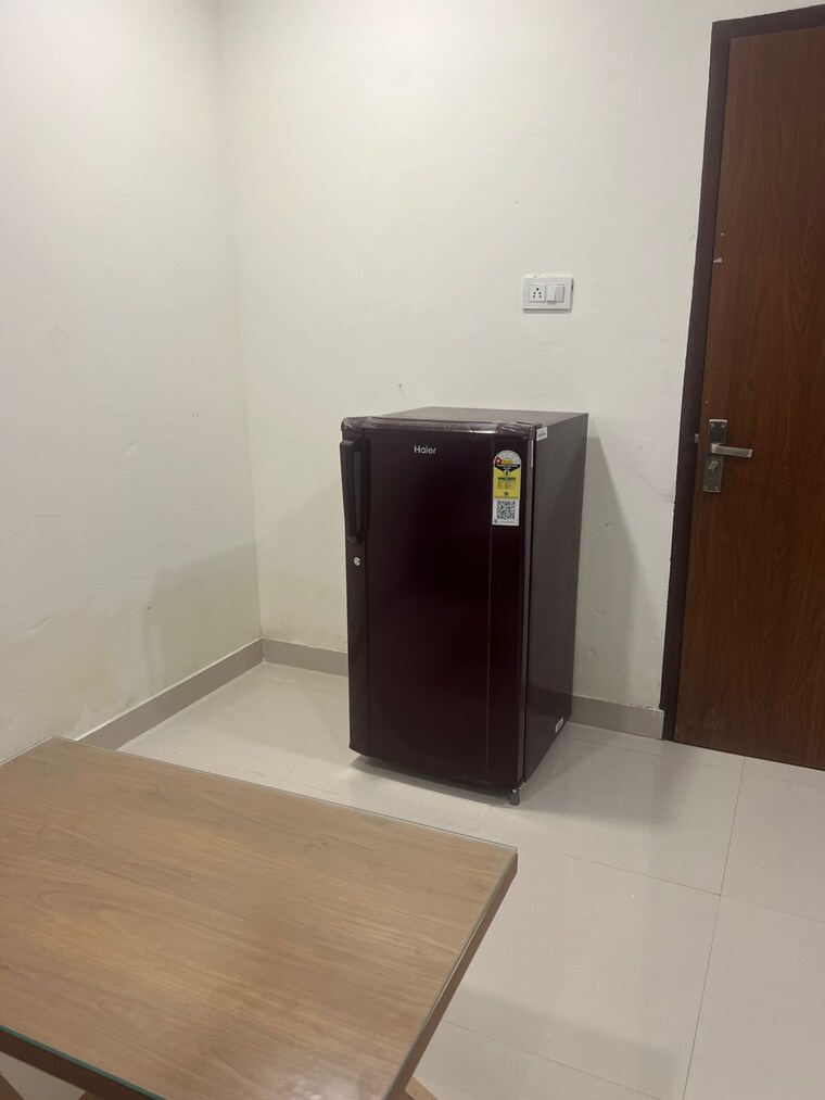 undefined, vip road 1 Bedroom 75 Sq.Yd. Apartment In Vip Road Zirakpur 9529436