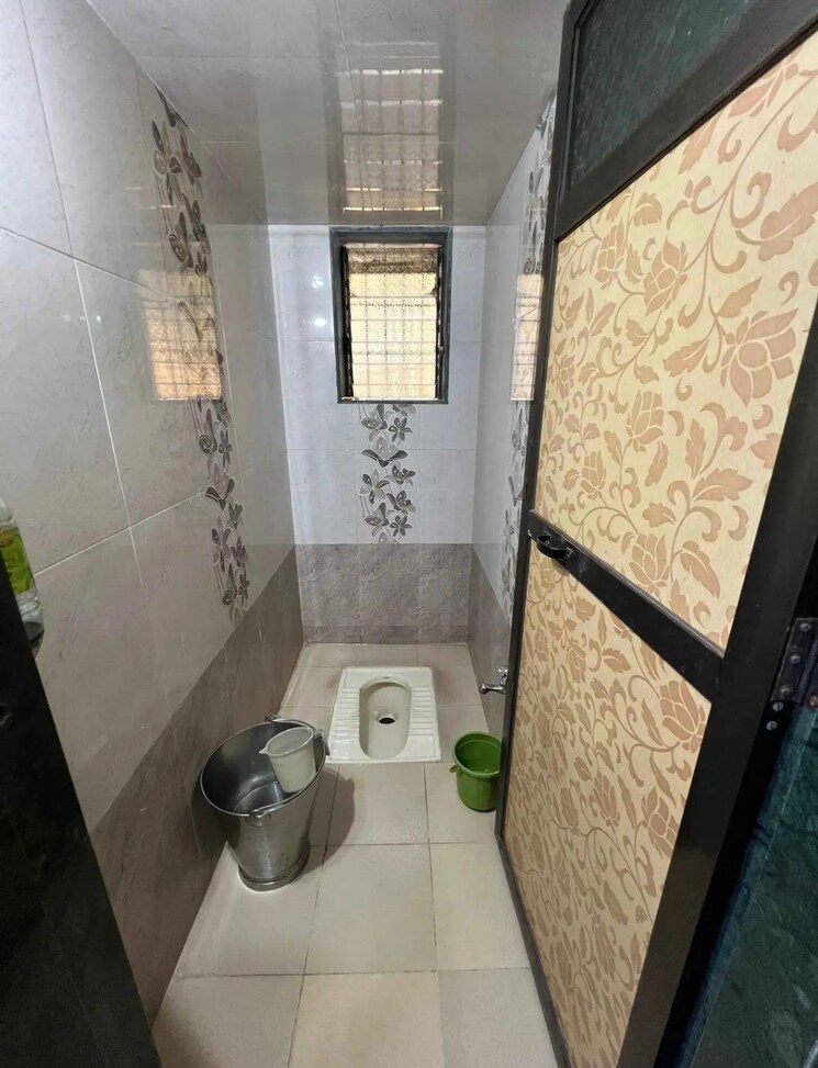 Bathroom, indralok-phase-6 1 RK 350 Sq.Ft. Apartment In Mira Road Thane 9529430