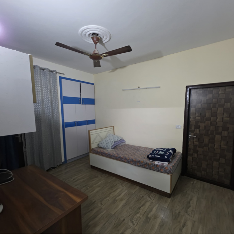 Bedroom, sector 40 6+ Bedroom 161 Sq.Yd. Independent House In Sector 40 Gurgaon 9529466