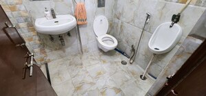 Bathroom in 2 BHK Apartment at Tonk Road – for Rent