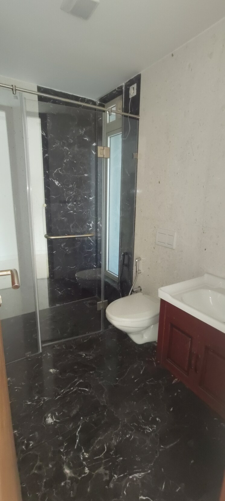Bathroom, goregaon west 3 Bedroom 1120 Sq.Ft. Builder Floor In Goregaon West Mumbai 9529512