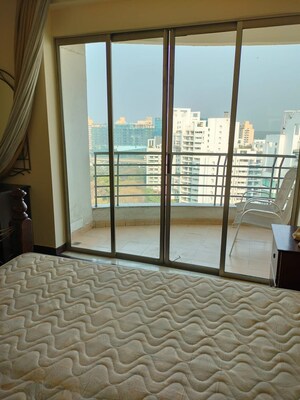 Staircase in 4 BHK Apartment at Parsvnath Exotica, Sector 53 – for Sale