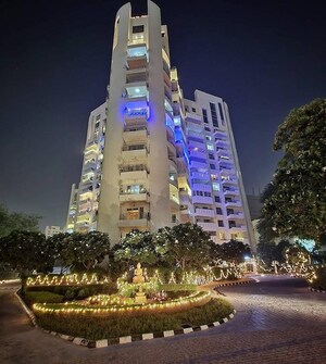 4 BHK Apartment – Exterior View View at Parsvnath Exotica, Sector 53 - for Sale