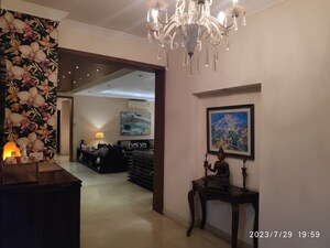 Living Room in 4 BHK Apartment at Parsvnath Exotica, Sector 53 – for Sale