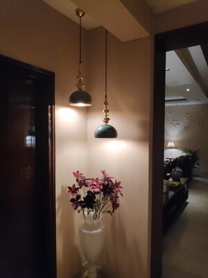 Room in 4 BHK Apartment at Parsvnath Exotica, Sector 53 – for Sale