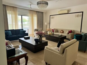 Living Room in 4 BHK Apartment at Parsvnath Exotica, Sector 53 – for Sale