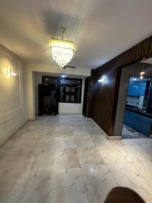 Room in 6+ BHK Independent House at Sector 31 – for Sale