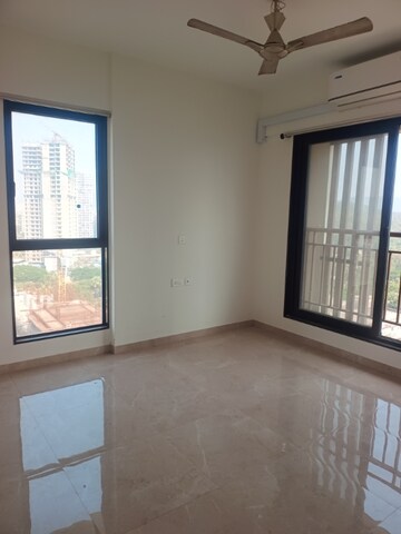 Room in 2 BHK Apartment at MICL Aaradhya Parkwood, Mira Road – for Sale