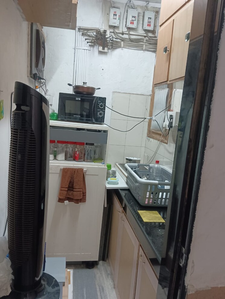 Kitchen, govandi east Commercial Office Space 1200 Sq.Ft. In Govandi East Mumbai 9529526