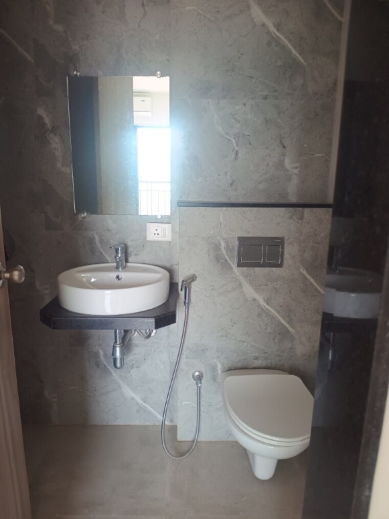 Bathroom, micl-aaradhya-parkwood 2 Bedroom 630 Sq.Ft. Apartment In Mira Road Thane 9529582
