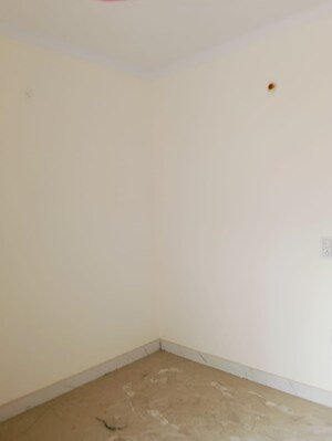 Room in 2 BHK Builder Floor at Burari – for Rent