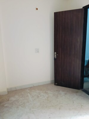 Room in 2 BHK Builder Floor at Burari – for Rent