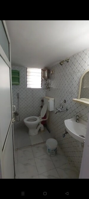 Bathroom in 1 BHK Builder Floor at Goregaon East – for Rent