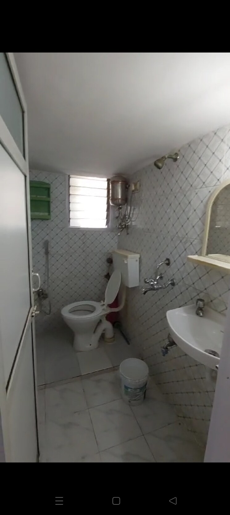 Bathroom, goregaon east 1 Bedroom 593 Sq.Ft. Builder Floor In Goregaon East Mumbai 9530317