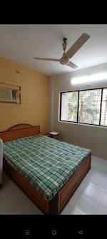 1 BHK 600 Sq.Ft. Builder Floor in Goregaon East