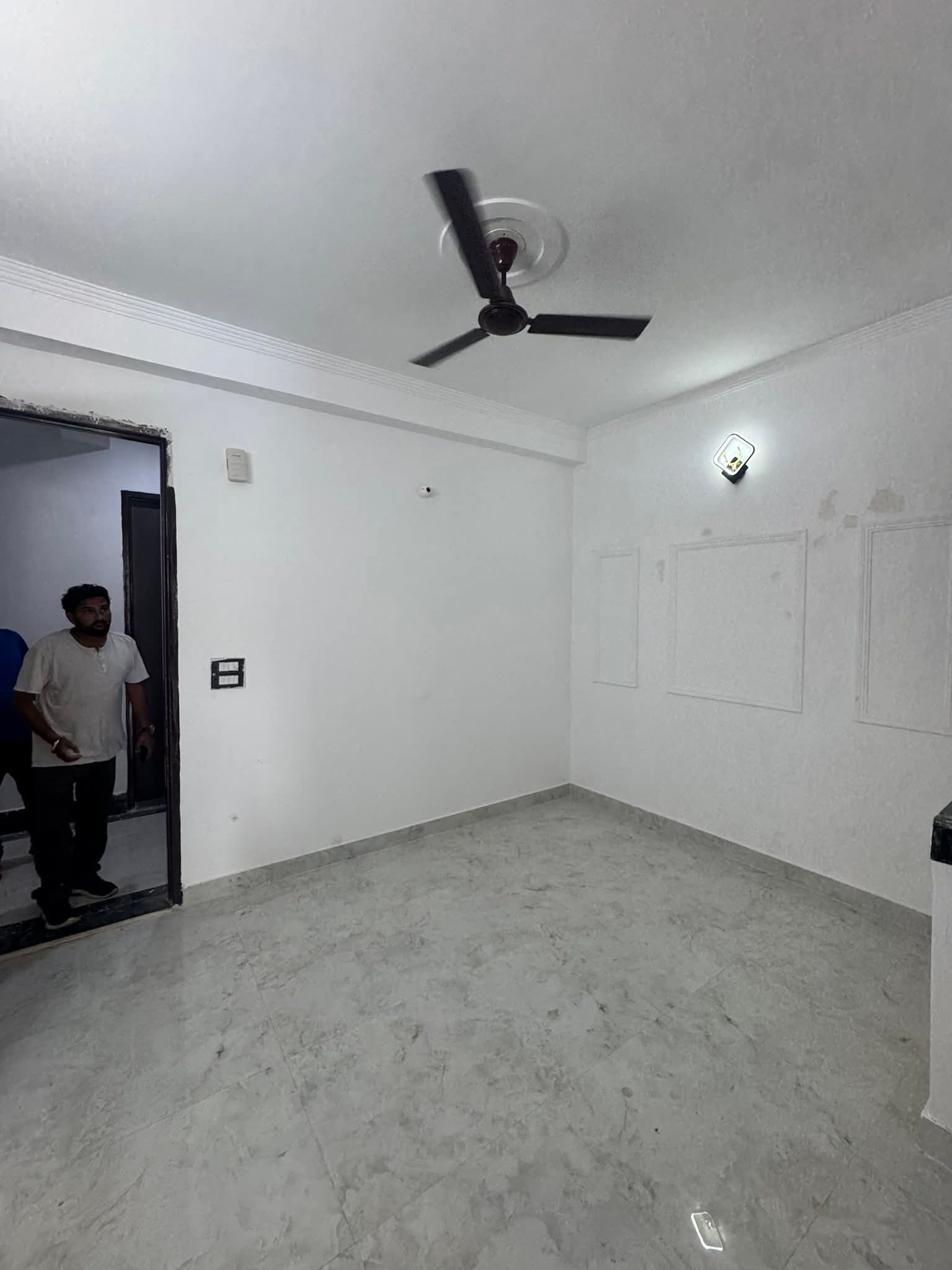 1 BHK Builder Floor For Rent in Chattarpur