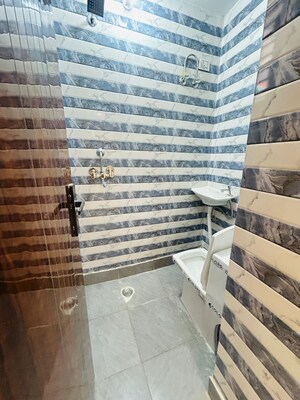 3 BHK Builder Floor – Exterior View View at Dwarka Mor - for Sale