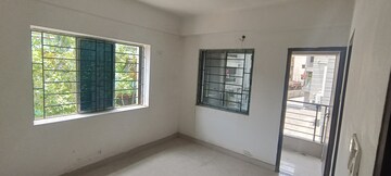 Room in 3 BHK Apartment at Kaikhali – for Sale