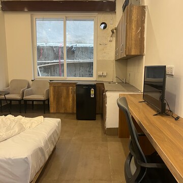  Pg For Rent in Nathupur