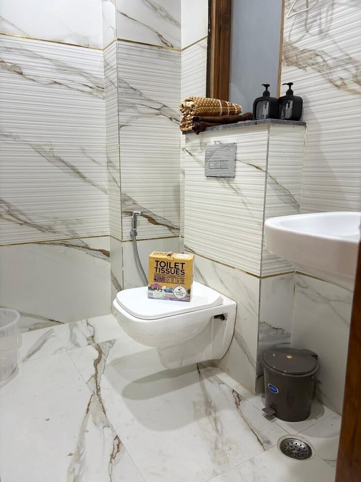 Master Bedroom, sector 27 1 Bedroom 785 Sq.Ft. Builder Floor In Sector 27 Gurgaon 9529848