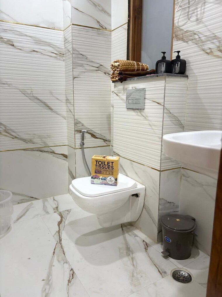 Master Bedroom, sector 27 1 Bedroom 785 Sq.Ft. Builder Floor In Sector 27 Gurgaon 9529848