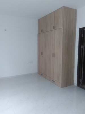 Room in 3 BHK Apartment at SNN Raj Lake View Phase II, Btm Layout – for Rent