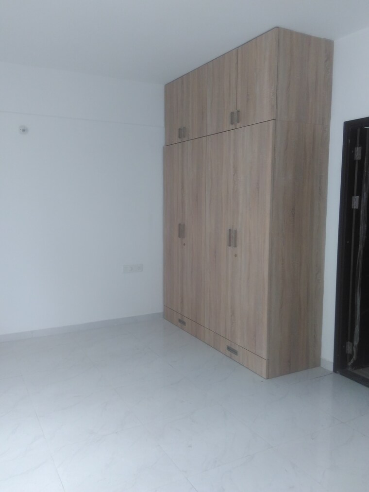 Room, snn-raj-lake-view-phase-ii 3 Bedroom 2250 Sq.Ft. Apartment In Btm Layout Bangalore 9529791