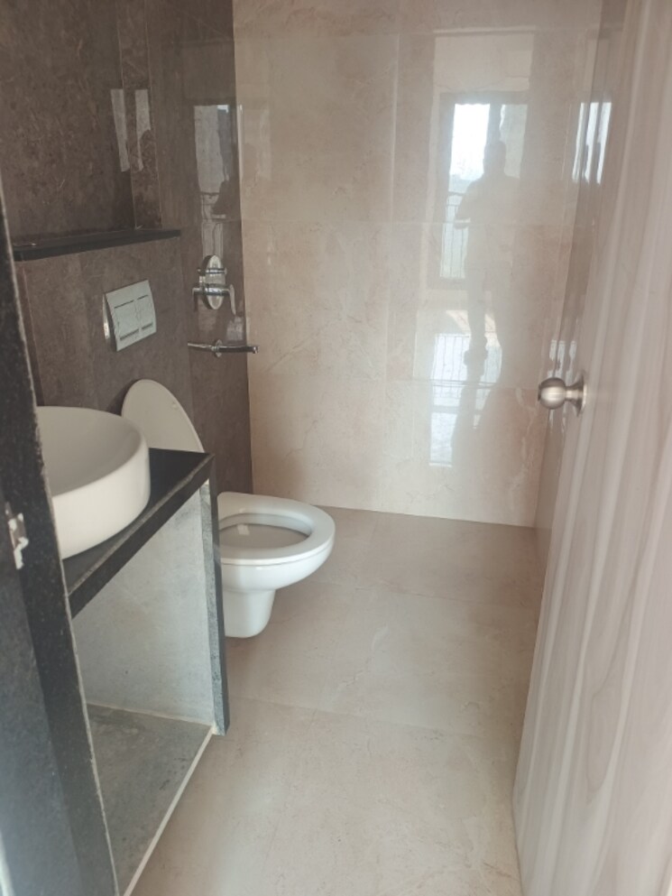 Bathroom, micl-aaradhya-highpark 1 Bedroom 408 Sq.Ft. Apartment In Mira Road Thane 9529863