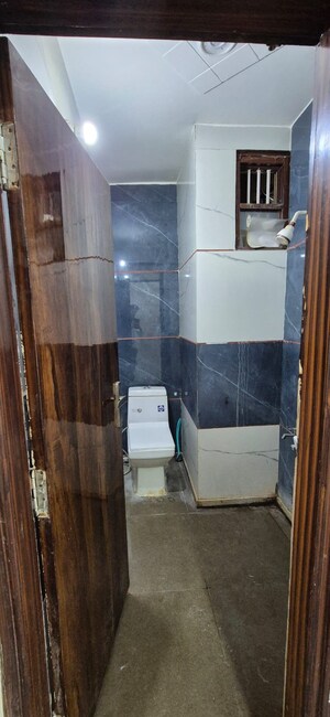 Bathroom in 2 BHK Builder Floor at Dwarka Mor – for Rent