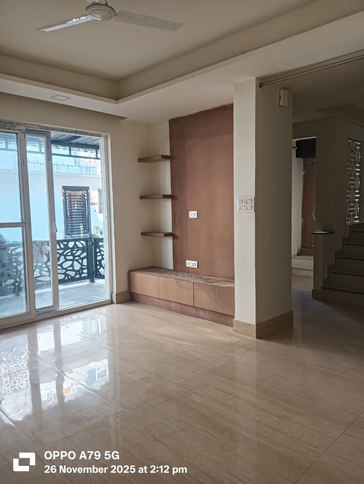 Living Room, sahastradhara road 3.5 Bedroom 121 Sq.Yd. Villa In Sahastradhara Road Dehradun 9529910