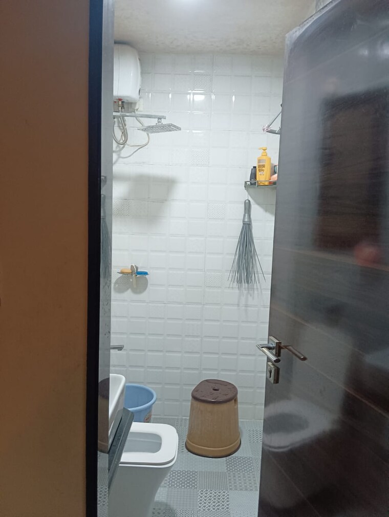 Bathroom, nidhaan-ankur 2 Bedroom 746 Sq.Ft. Apartment In Govandi East Mumbai 9529870