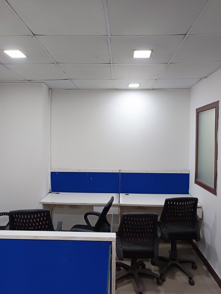 Team Area, sector 4 Commercial Office Space 700 Sq.Ft. In Sector 4 Noida 9529967