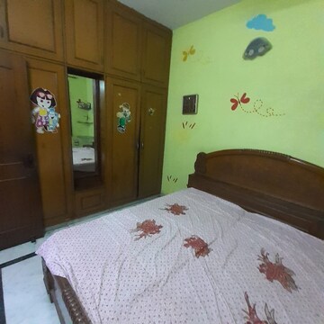 Bedroom in 1 BHK Independent House at RWA Apartments, Sector 31 – for Rent