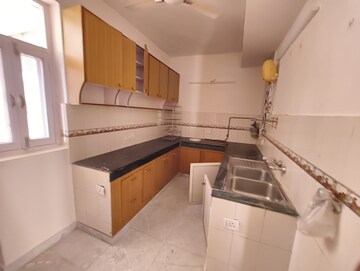 Kitchen in 3.5 BHK Apartment at Kiran Residency, Sector 56 – for Rent