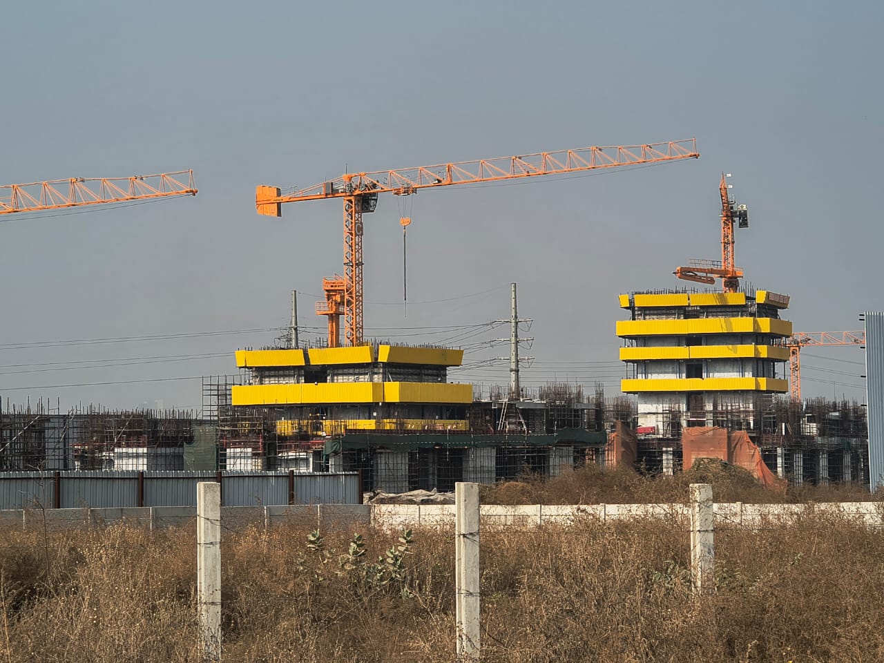 4 BHK + Servant Room 3577 Sq.Ft. Apartment in DLF Privana South