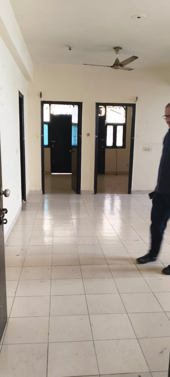 2 BHK Apartment For Rent in Emenox Brave Hearts