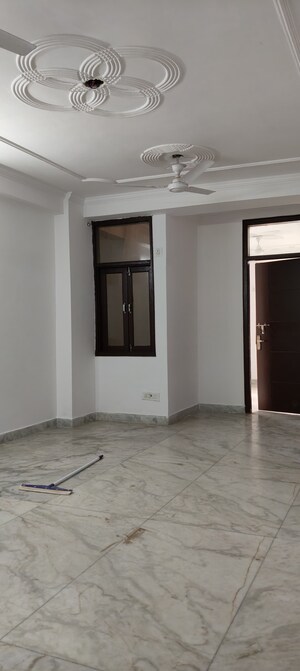 Room in 2 BHK Builder Floor at Panchsheel Vihar – for Rent