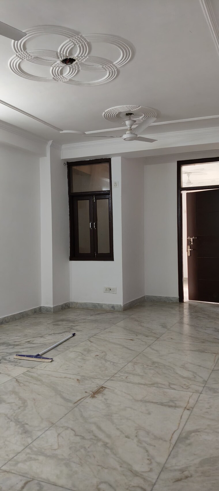 Room, panchsheel vihar 2 Bedroom 900 Sq.Ft. Builder Floor In Panchsheel Vihar Delhi 9530379