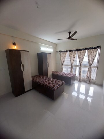  Pg For Rent in Kandivali East