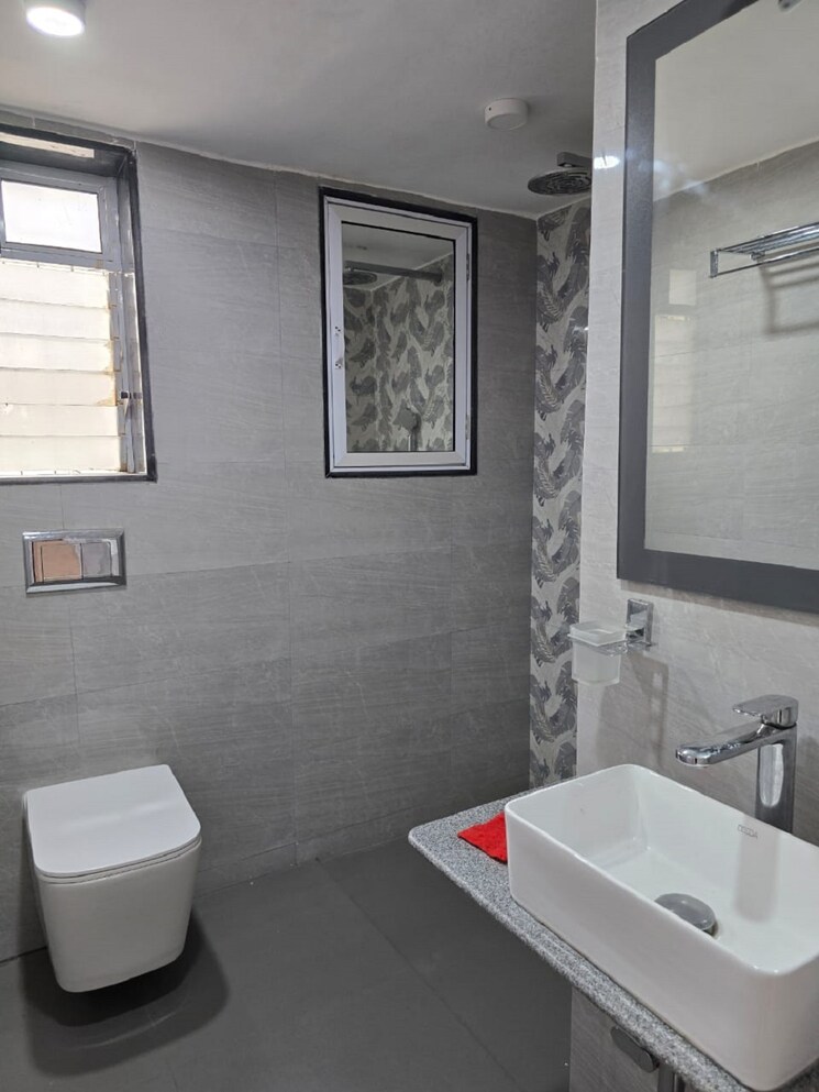 Bathroom, bandra west 3 Bedroom 1100 Sq.Ft. Apartment In Bandra West Mumbai 9530286