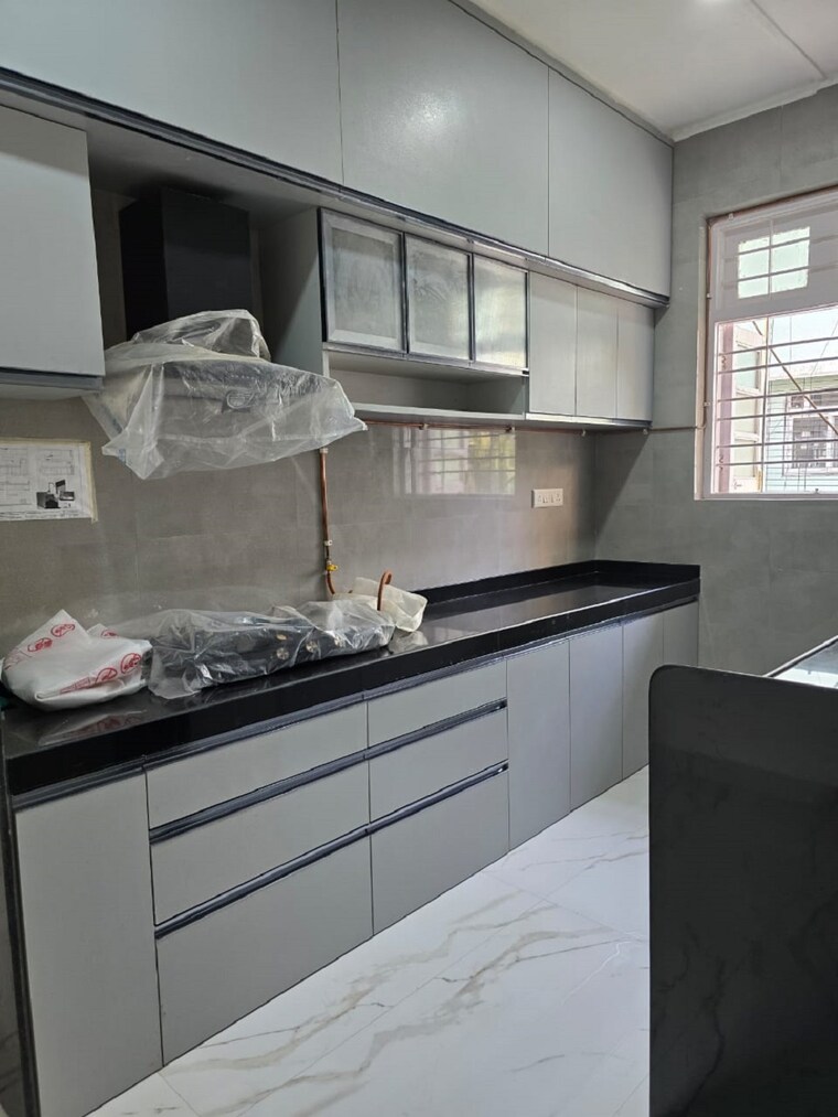 Kitchen, bandra west 3 Bedroom 1100 Sq.Ft. Apartment In Bandra West Mumbai 9530286